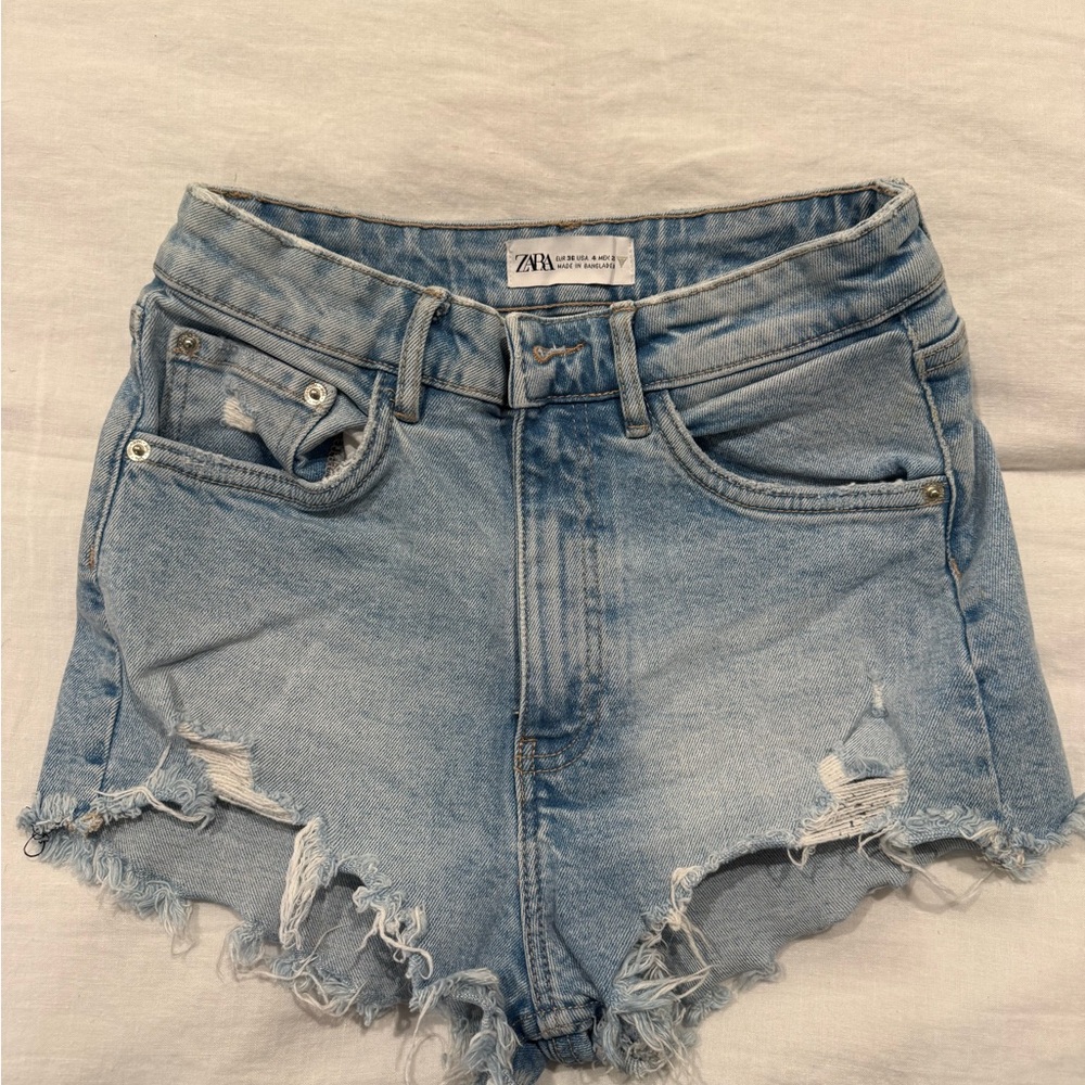 Zara Women's Distressed Light Blue Jean Shorts